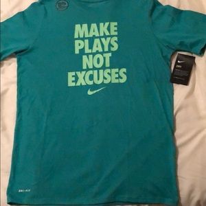 NIKE DRI-FIT green cotton tee